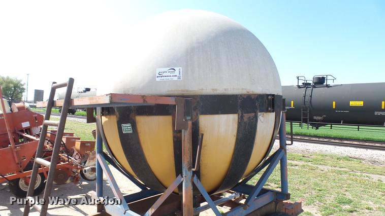 image for item DA0474 Nurse tank trailer