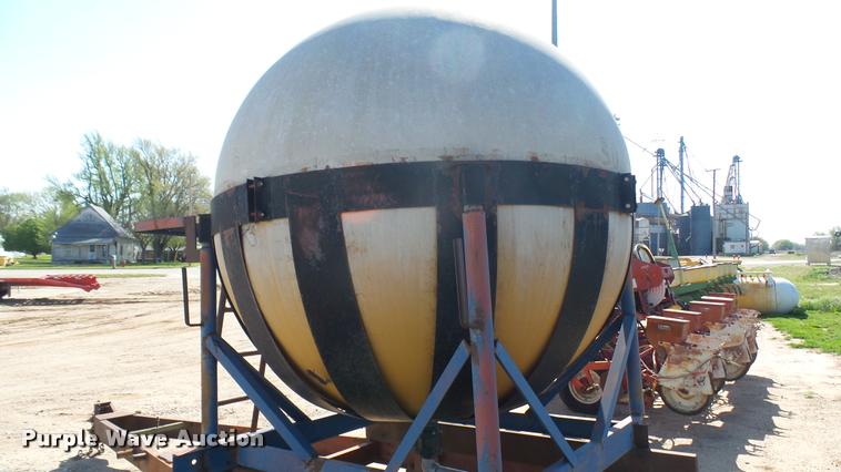 image for item DA0474 Nurse tank trailer