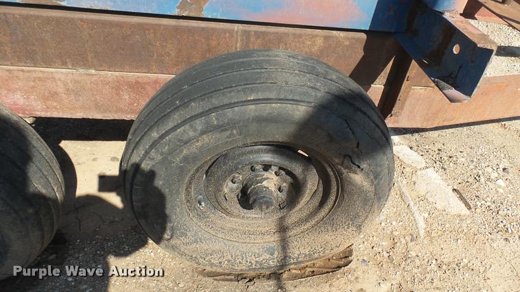 image for item DA0474 Nurse tank trailer