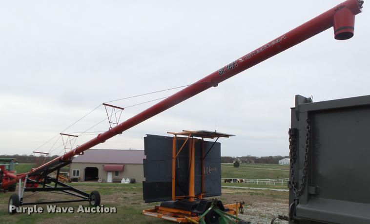 image for item DA0639 2014 Wheatheart SA1071 grain auger