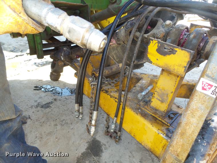 image for item DA0644 HayBuster 2544 bale grinder