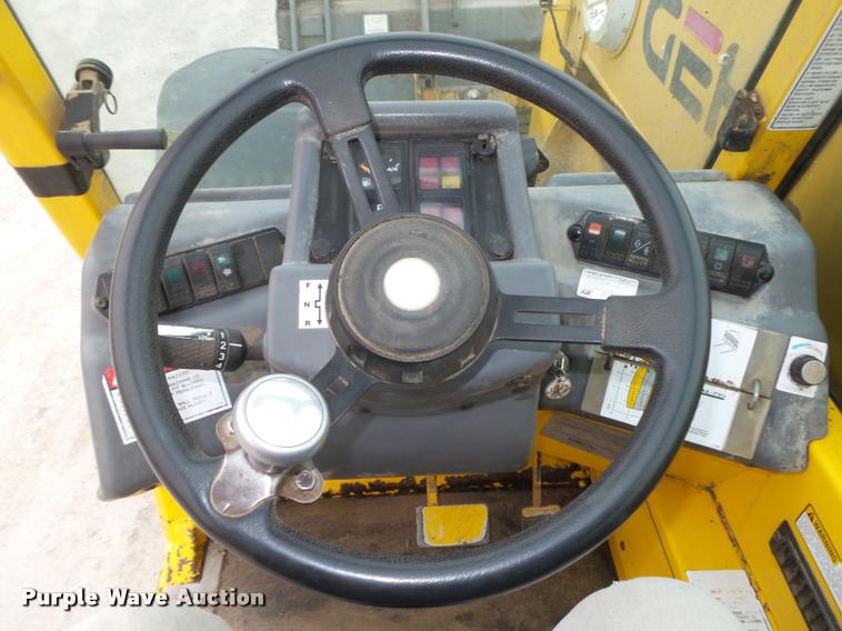 image for item DA0650 1999 Gehl AL730 Agriloader telehandler