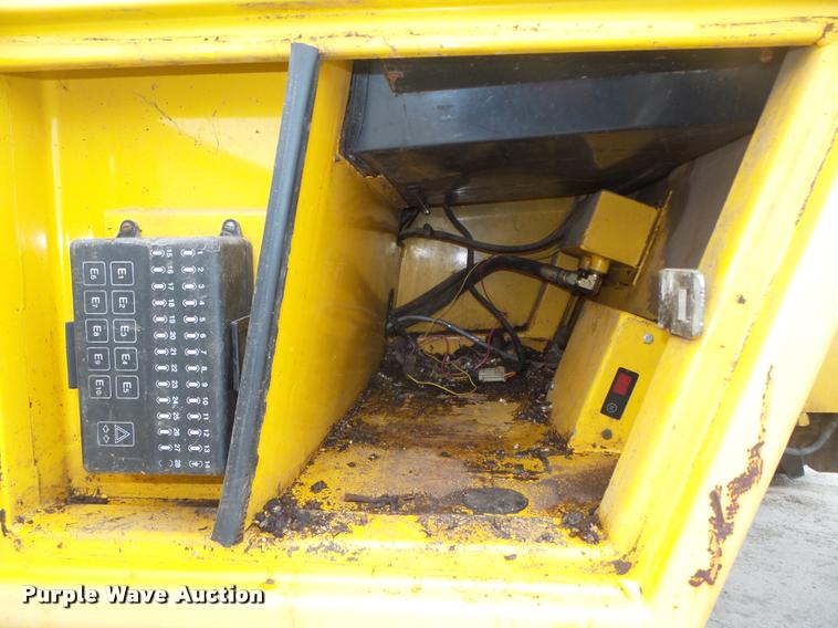 image for item DA0650 1999 Gehl AL730 Agriloader telehandler