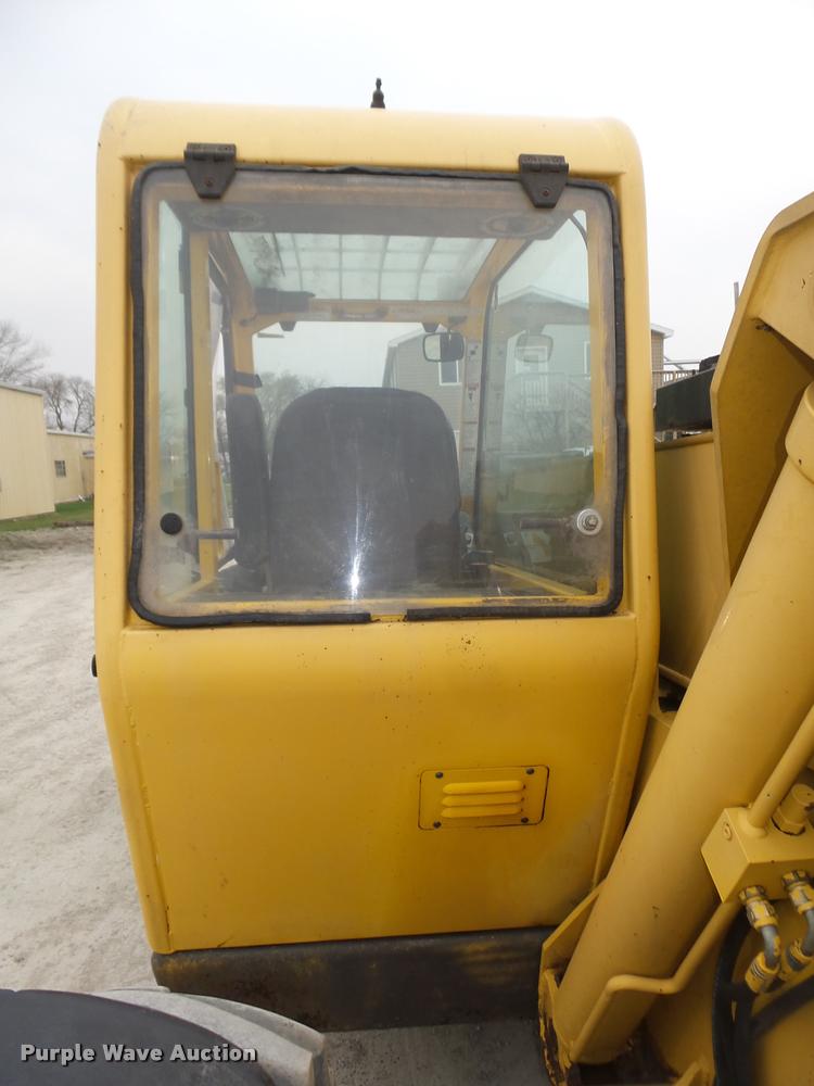 image for item DA0650 1999 Gehl AL730 Agriloader telehandler