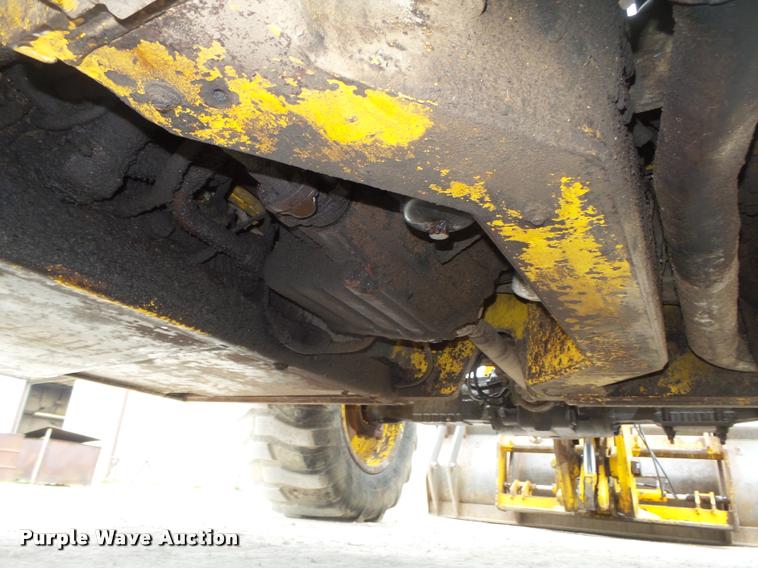 image for item DA0650 1999 Gehl AL730 Agriloader telehandler