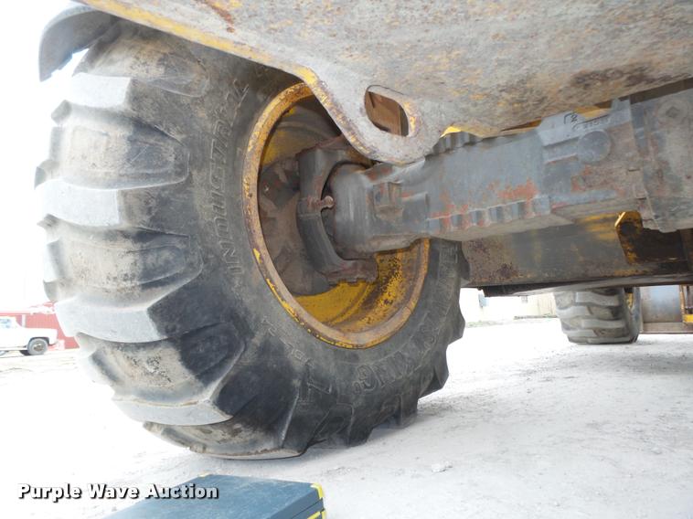 image for item DA0650 1999 Gehl AL730 Agriloader telehandler