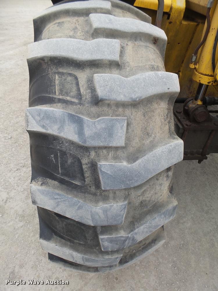 image for item DA0650 1999 Gehl AL730 Agriloader telehandler