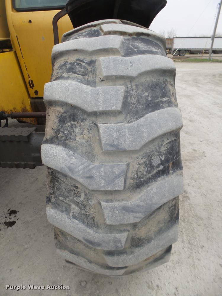 image for item DA0650 1999 Gehl AL730 Agriloader telehandler