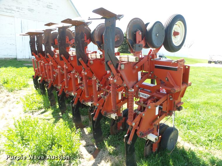 image for item DA0658 Wetherell 2700 row crop cultivator