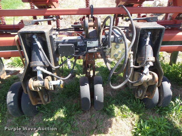 image for item DA0658 Wetherell 2700 row crop cultivator