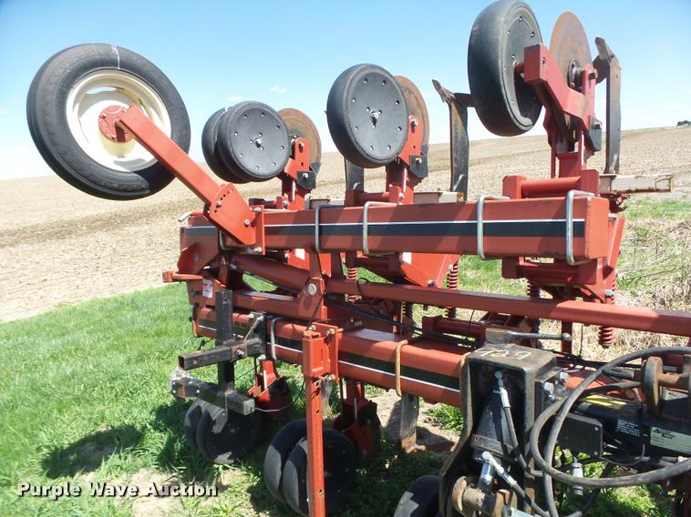 image for item DA0658 Wetherell 2700 row crop cultivator