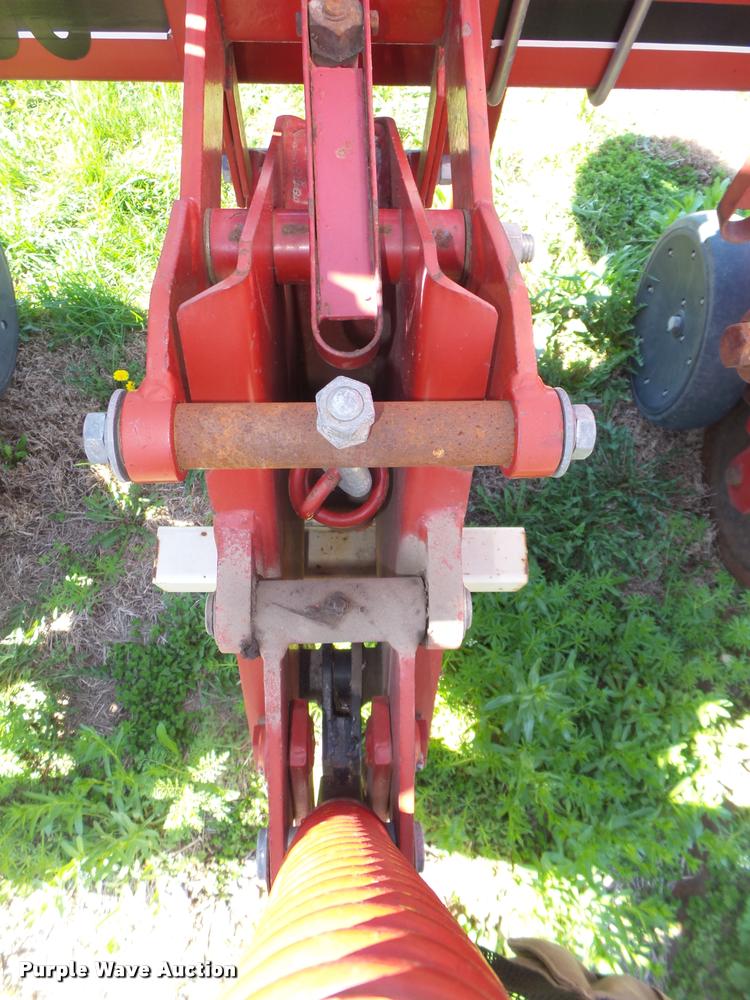image for item DA0658 Wetherell 2700 row crop cultivator