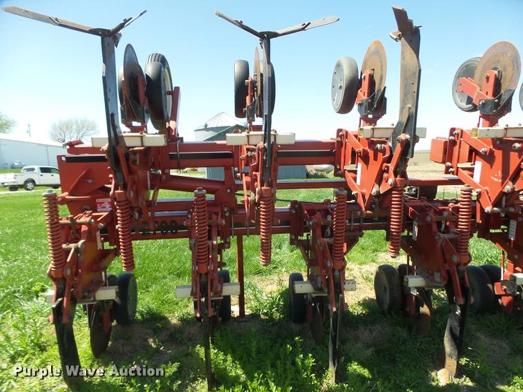 image for item DA0658 Wetherell 2700 row crop cultivator