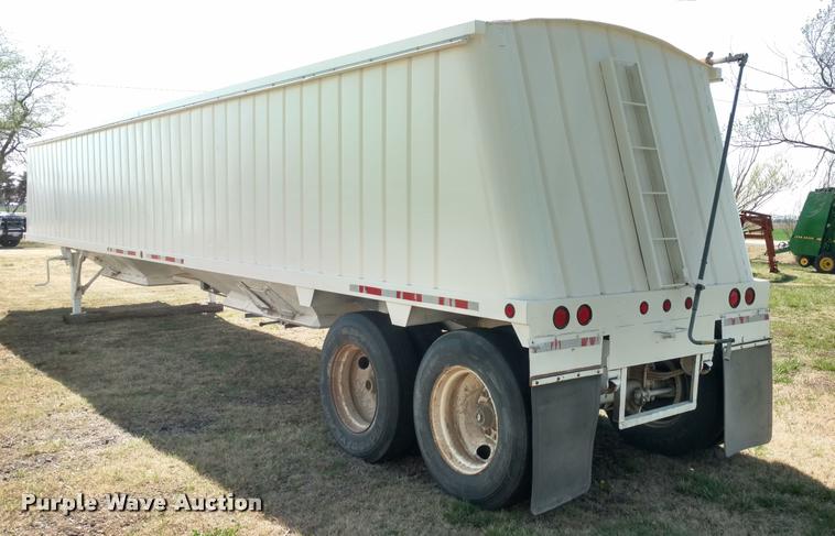 image for item DA5530 1987 Brenner double hopper grain trailer
