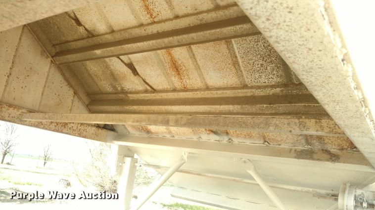 image for item DA5530 1987 Brenner double hopper grain trailer