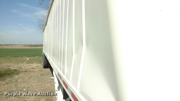 image for item DA5530 1987 Brenner double hopper grain trailer
