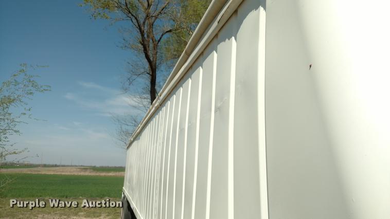 image for item DA5530 1987 Brenner double hopper grain trailer