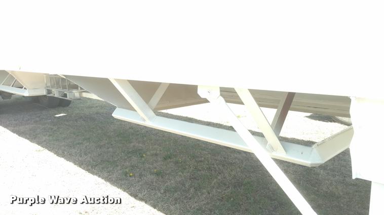image for item DA5530 1987 Brenner double hopper grain trailer