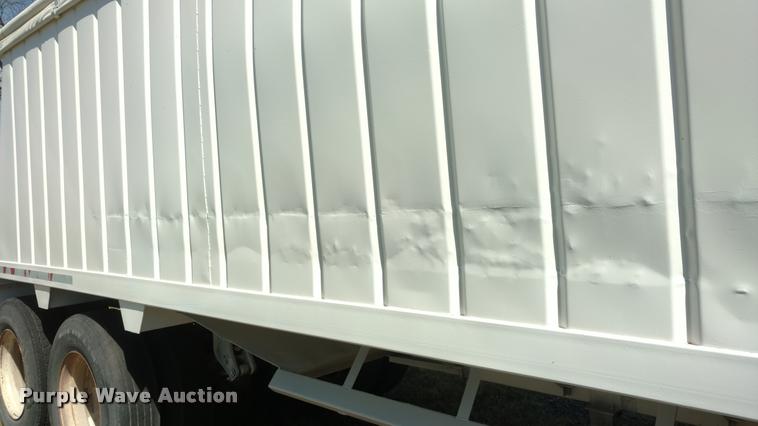 image for item DA5530 1987 Brenner double hopper grain trailer