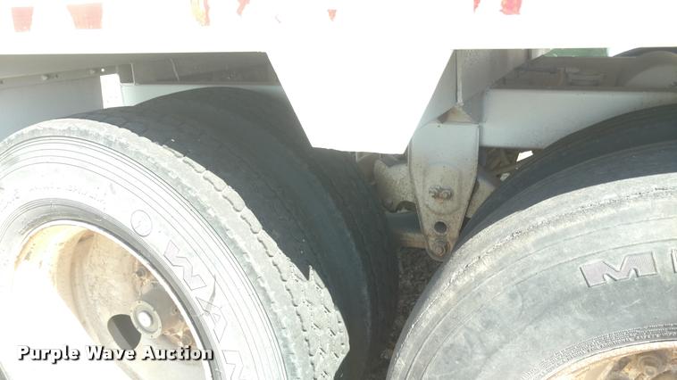 image for item DA5530 1987 Brenner double hopper grain trailer