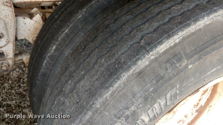 image for item DA5530 1987 Brenner double hopper grain trailer