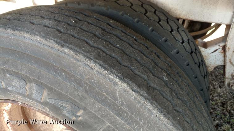 image for item DA5530 1987 Brenner double hopper grain trailer