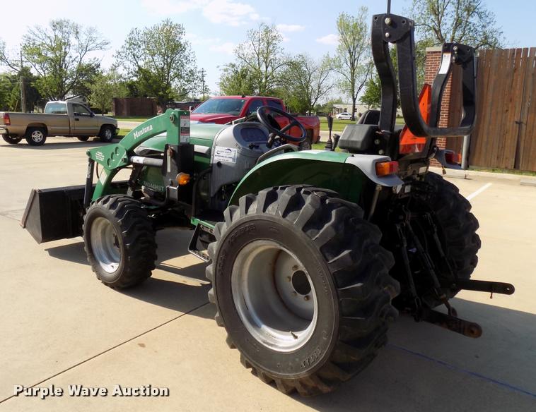 image for item DA6075 Montana R4344HST tractor