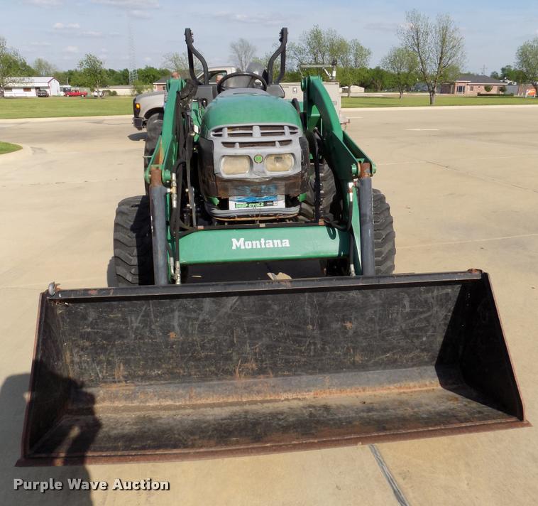 image for item DA6075 Montana R4344HST tractor