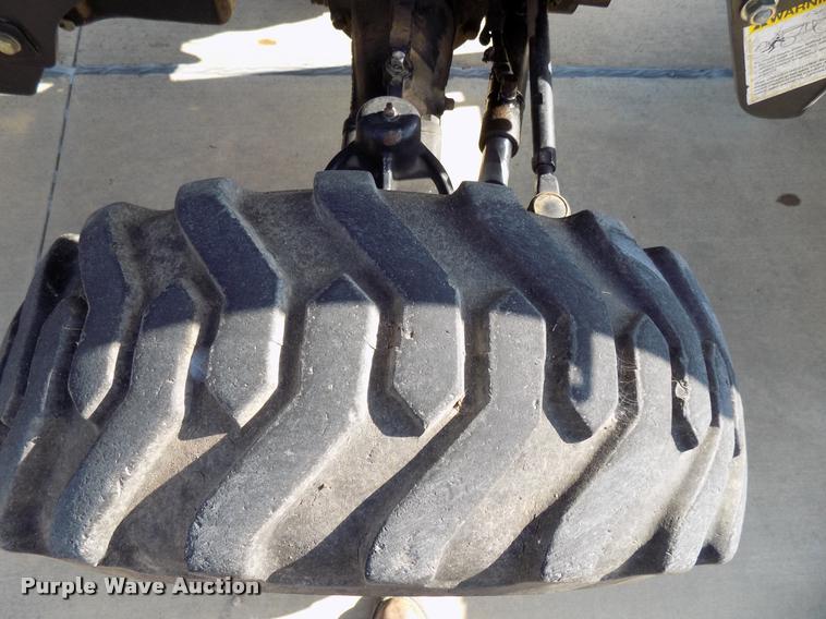 image for item DA6075 Montana R4344HST tractor