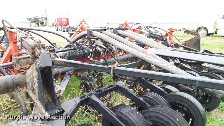 image for item DA6113 Case IH ATX3010 air seeder