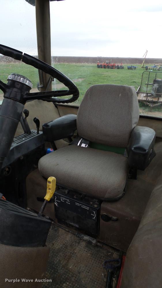 image for item DA6116 1985 John Deere 4850 tractor