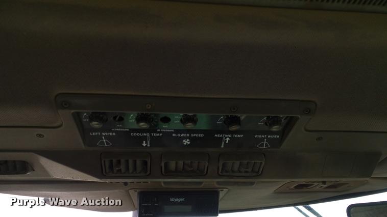 image for item DA6116 1985 John Deere 4850 tractor