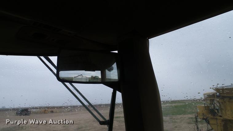 image for item DA6116 1985 John Deere 4850 tractor