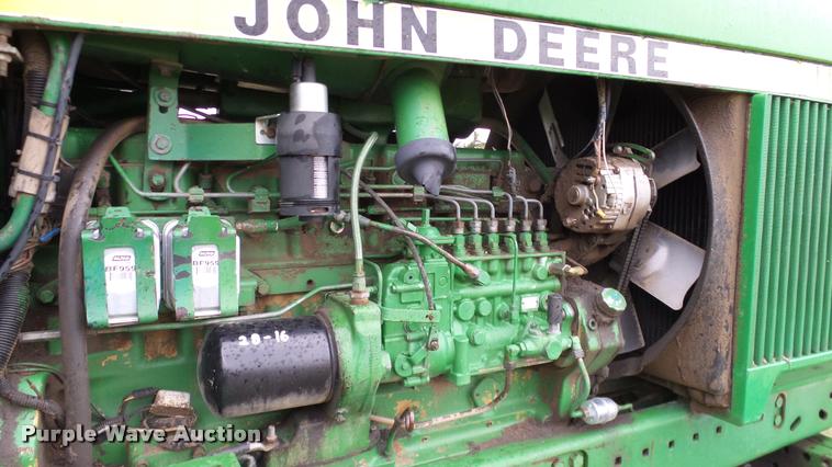image for item DA6116 1985 John Deere 4850 tractor