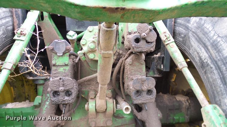 image for item DA6116 1985 John Deere 4850 tractor