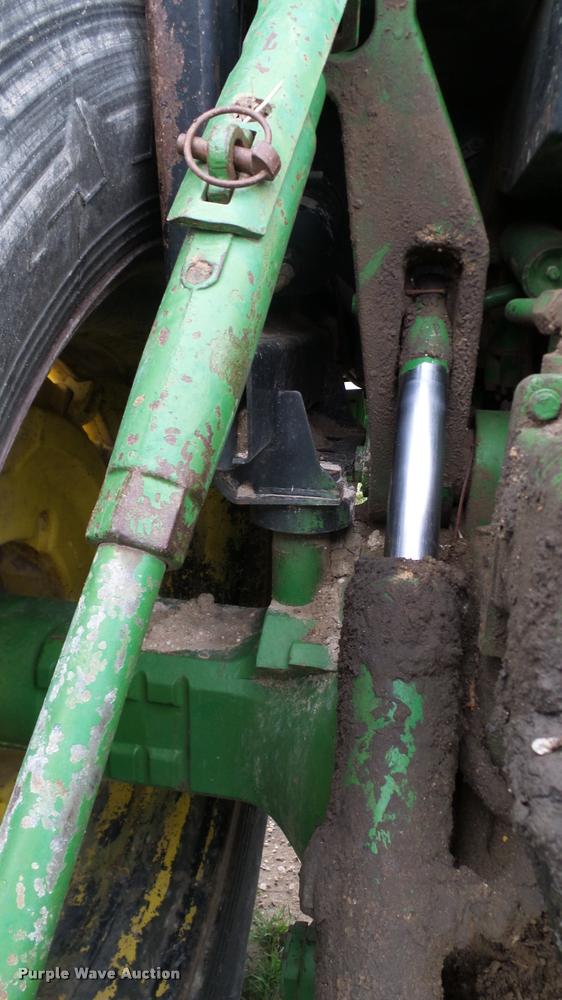 image for item DA6116 1985 John Deere 4850 tractor