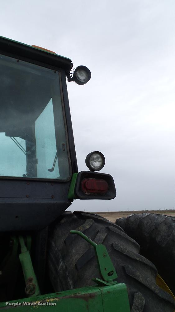 image for item DA6116 1985 John Deere 4850 tractor