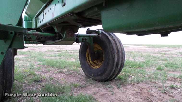 image for item DA6116 1985 John Deere 4850 tractor