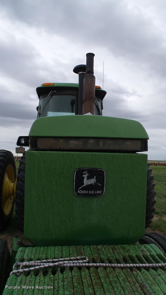 image for item DA6116 1985 John Deere 4850 tractor