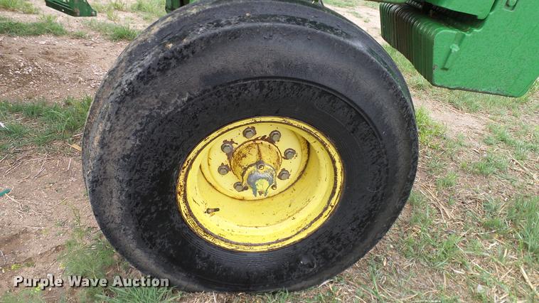 image for item DA6116 1985 John Deere 4850 tractor