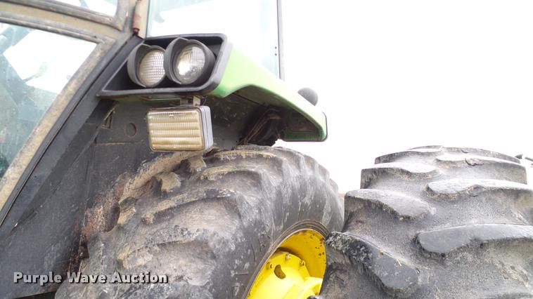 image for item DA6116 1985 John Deere 4850 tractor