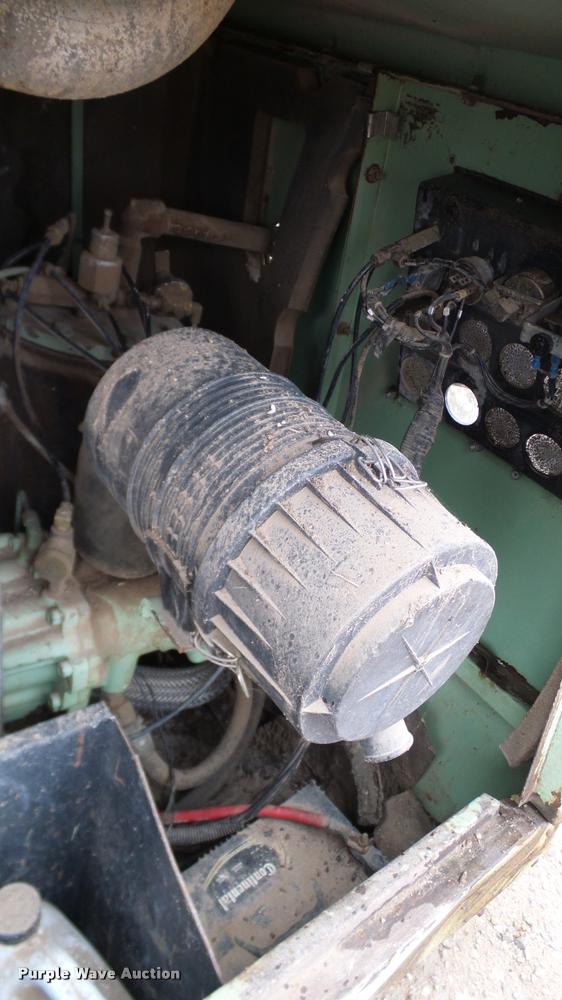 image for item DA6117 Sullair 185H air compressor