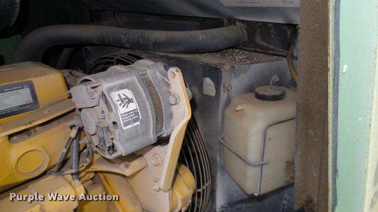 image for item DA6117 Sullair 185H air compressor