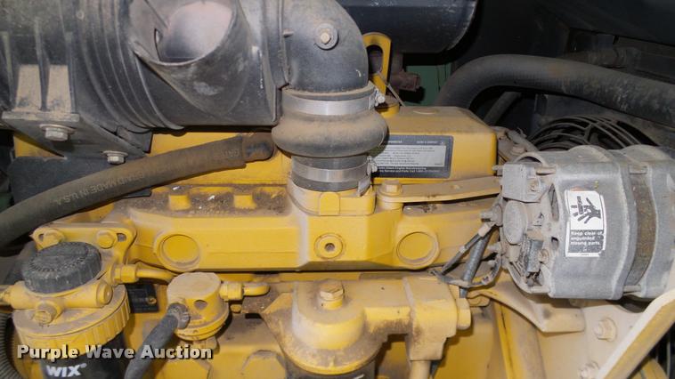 image for item DA6117 Sullair 185H air compressor