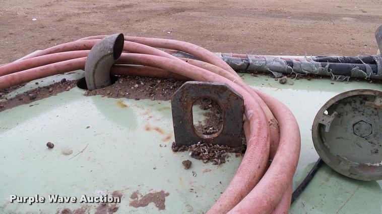 image for item DA6117 Sullair 185H air compressor