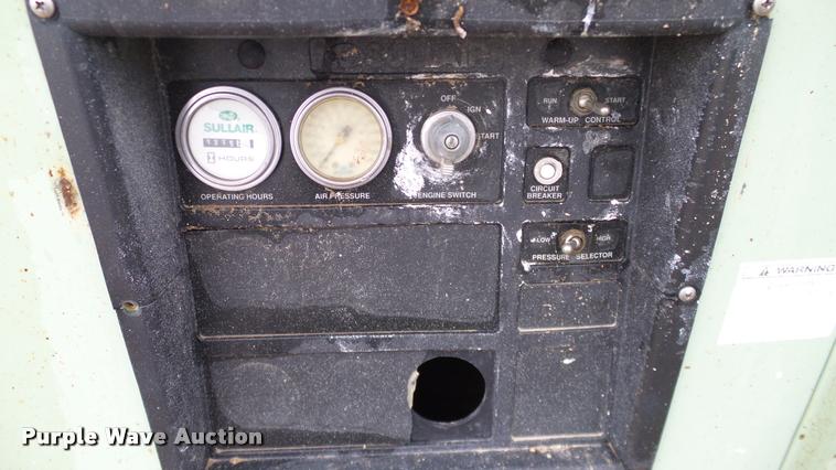 image for item DA6117 Sullair 185H air compressor