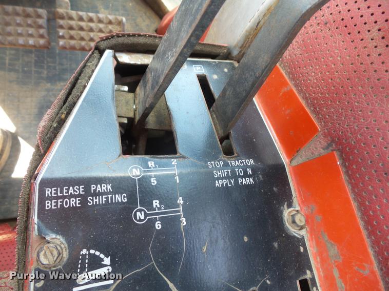 image for item DA8109 1982 White 2-135 tractor