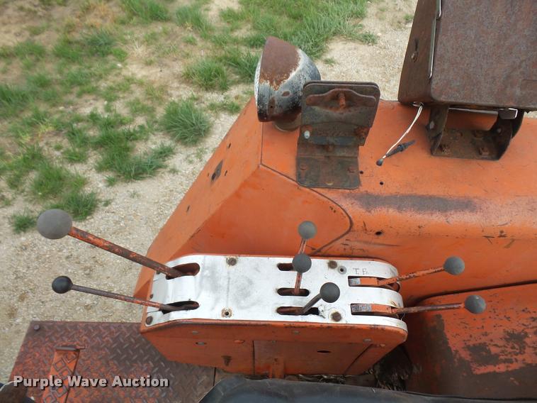 image for item DA8111 1965 Allis Chalmers One-Ninety XT tractor