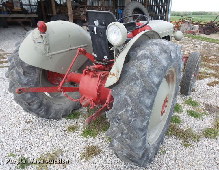 image for item DA8112 1954 Ferguson 30 tractor