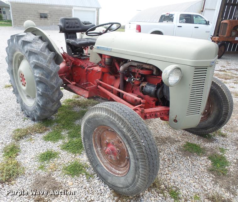 image for item DA8112 1954 Ferguson 30 tractor